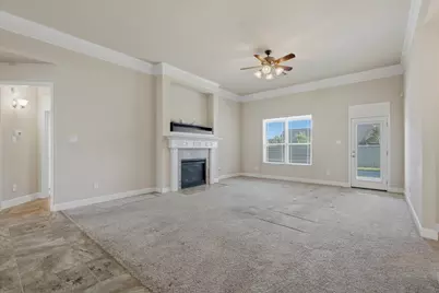 13930 Hawthorne Circle, Mont Belvieu, TX 77523 - Photo 4