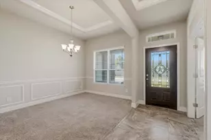 13930 Hawthorne Cir, Mont Belvieu, TX 77523 - Photo 2