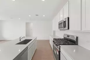 10351 Woodhill Spa Ln, Cleveland, TX 77327 - Photo 16