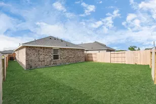 1615 Windrose Bnd, Angleton, TX 77515 - Photo 34