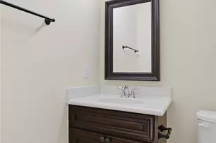 11017 Upland Forest Dr, Houston, TX 77043 - Photo 14
