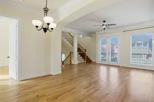 11017 Upland Forest Dr, Houston, TX 77043 - Photo 16