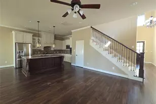 14 Jonquil Pl, Tomball, TX 77375 - Photo 2