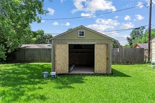 10906 Keese Dr, Houston, TX 77089 - Photo 42