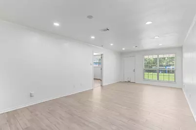 10906 Keese Drive, Houston, TX 77089 - Photo 14