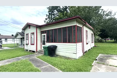 1414 E 32nd 1/2 Street, Houston, TX 77022 - Photo 2