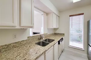 4225 Purdue St, Houston, TX 77005 - Photo 10