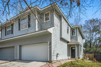 157 E Summerhaze Circle, The Woodlands, TX 77382 - Photo 2