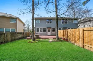 157 E Summerhaze Circle, The Woodlands, TX 77382 - Photo 26