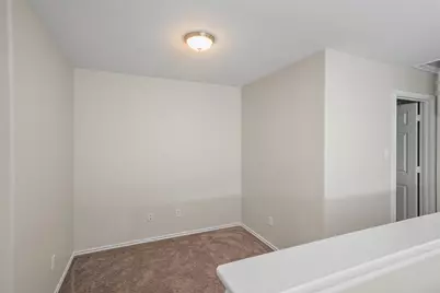 157 E Summerhaze Circle, The Woodlands, TX 77382 - Photo 34