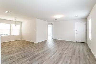 520 Meadow Park Lane, Willis, TX 77378 - Photo 6
