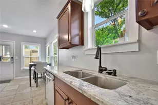 4320 Julian St, Houston, TX 77009 - Photo 12