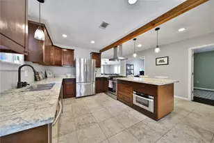 4320 Julian St, Houston, TX 77009 - Photo 10