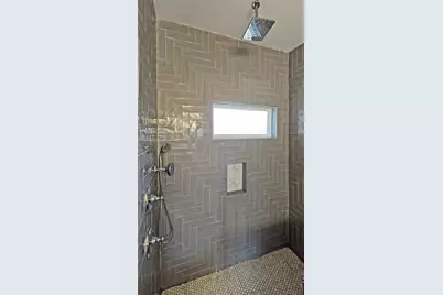 402 Hunt Street, Houston, TX 77003 - Photo 14