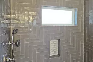 402 Hunt St, Houston, TX 77003 - Photo 14