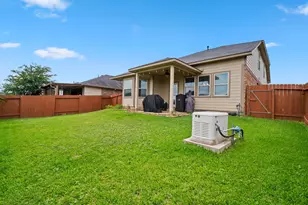 450 Terra Vis Cir, Montgomery, TX 77356 - Photo 4