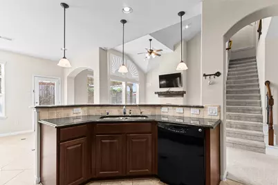 13606 Cotton Court, Mont Belvieu, TX 77523 - Photo 14