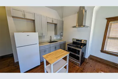 702 Paschall Street #B, Houston, TX 77009 - Photo 6