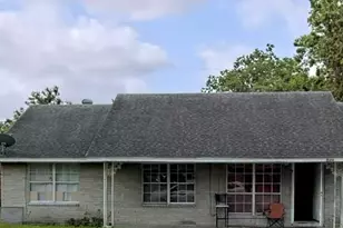 9310 Laura Koppe Rd, Houston, TX 77078 - Photo 2