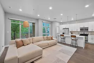 207 Pierce St, Houston, TX 77002 - Photo 2