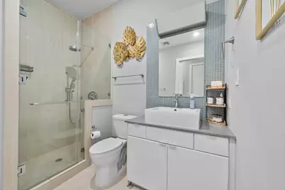 207 Pierce Street #209, Houston, TX 77002 - Photo 10