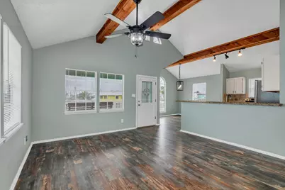 286 Ling Street, Bayou Vista, TX 77563 - Photo 6