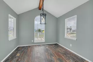 286 Ling St, Bayou Vista, TX 77563 - Photo 12