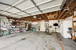 2402 Clippers Square, Houston, TX 77058 - Photo 24