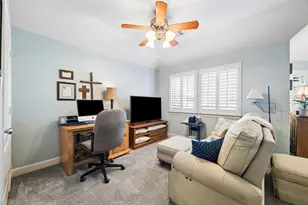 2402 Clippers Square, Houston, TX 77058 - Photo 16