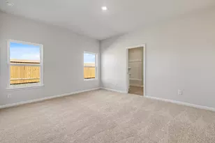 6419 Winter Elm St, Houston, TX 77048 - Photo 4