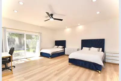 11806 Braesridge Drive, Houston, TX 77071 - Photo 14