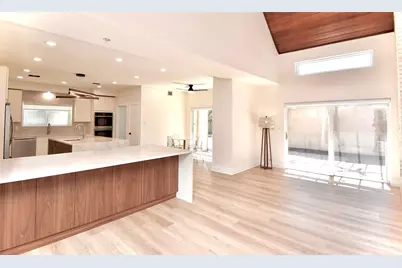 11806 Braesridge Drive, Houston, TX 77071 - Photo 6