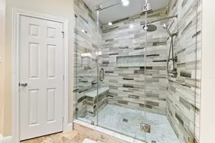 4510 Hazelton St, Houston, TX 77035 - Photo 14