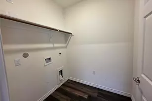 6114 Lacey Oak Dr, Hitchcock, TX 77563 - Photo 8