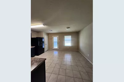 1325 W Nolte Farms Road, Seguin, TX 78155 - Photo 6