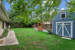 703 Barbara St, Tomball, TX 77375 - Photo 36