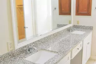 2127 Woodland Springs St, Houston, TX 77077 - Photo 8