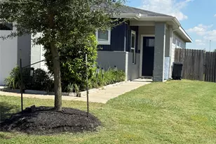 12583 Fleet River Rd, Houston, TX 77047 - Photo 2