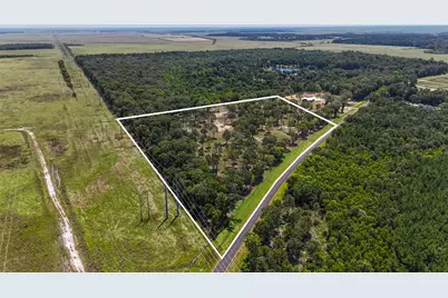 1977 County Road 105, Devers, TX 77538 - Photo 2