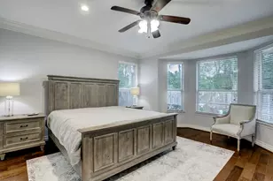 86 N Holly Laurel Cir, The Woodlands, TX 77382 - Photo 12