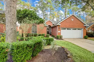 86 N Holly Laurel Cir, The Woodlands, TX 77382 - Photo 2