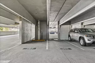 1901 Post Oak Blvd, Houston, TX 77056 - Photo 26