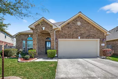 203 Brookwood Park Lane, Dickinson, TX 77539 - Photo 1