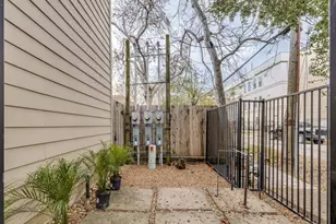 5219 Kiam St, Houston, TX 77007 - Photo 24