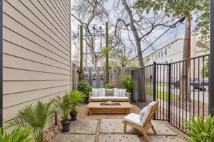 5219 Kiam St, Houston, TX 77007 - Photo 4