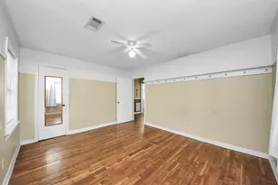 102 Live Oak Ave, Baytown, TX 77520 - Photo 20