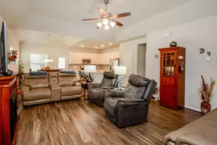 805 Willow Ave, Cleveland, TX 77327 - Photo 12