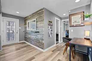 6931 W Holiday St, Hitchcock, TX 77563 - Photo 8