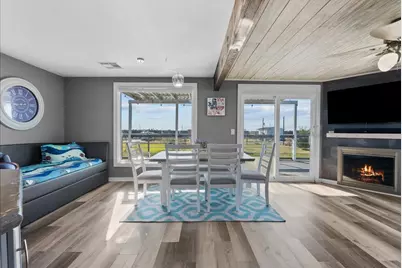 6931 West Holiday Street, Hitchcock, TX 77563 - Photo 14