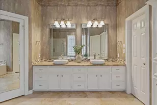 13 Stonegate Park Ct, Spring, TX 77379 - Photo 22